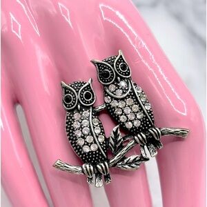 Antique Silver tone & Crystal Duo OWL on Branch Stretch Band Ring